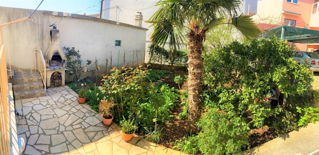 Roko Apartment House Primošten Eksteriør billede